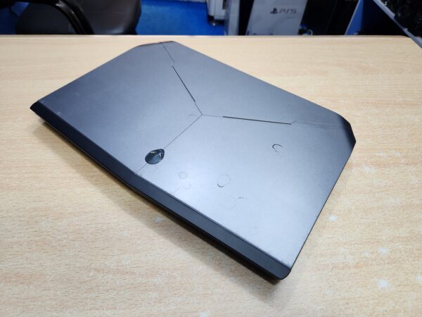 20260810_153640 Alienware 13 R2 - Core i7, 4GB Nvidia Graphics, RGB