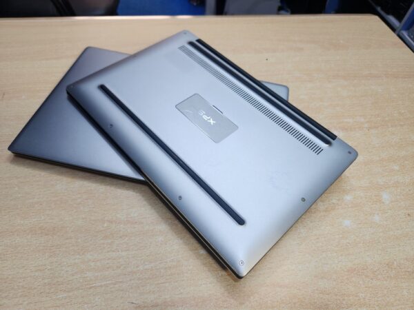 Dell XPS 13 9343 - Core i7, Touchscreen