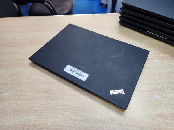 Lenovo ThinkPad T490 - Core i7, 8th Gen