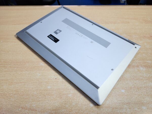 20261006_133931 HP EliteBook 840 G8 - Core i5, 11th Gen, Touchscreen